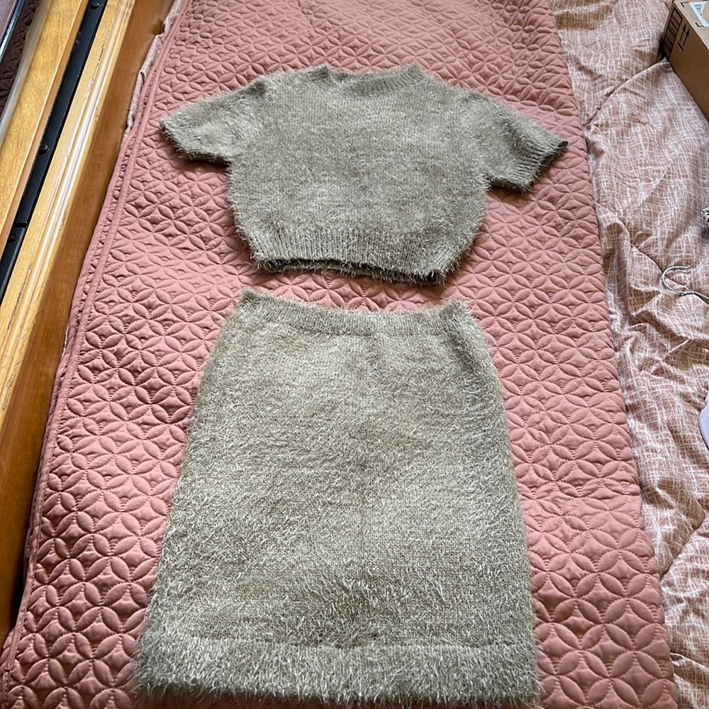 Stylish Olive Green Fuzzy Knit Set